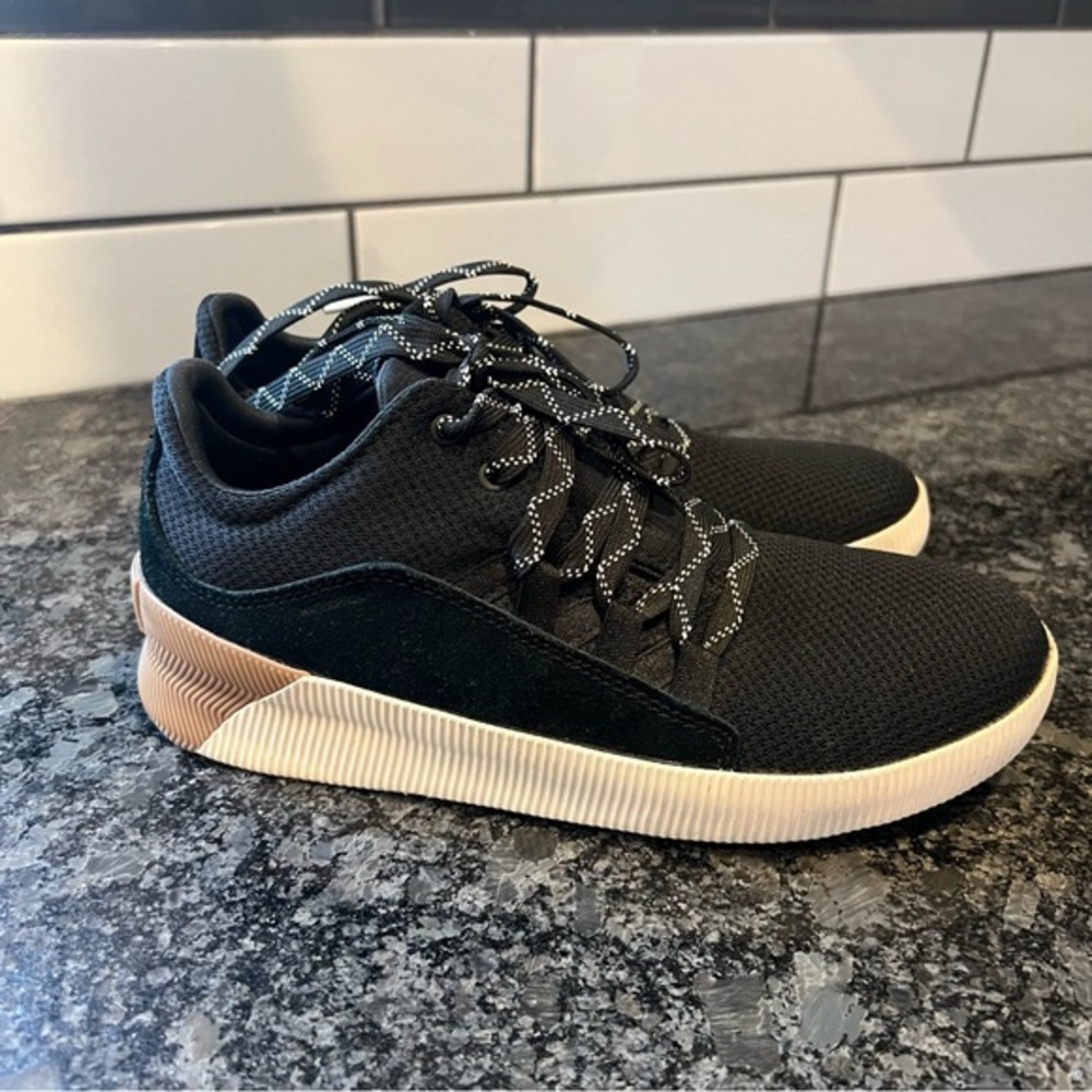 *Sorel Black and Brown Women’s Sneakers